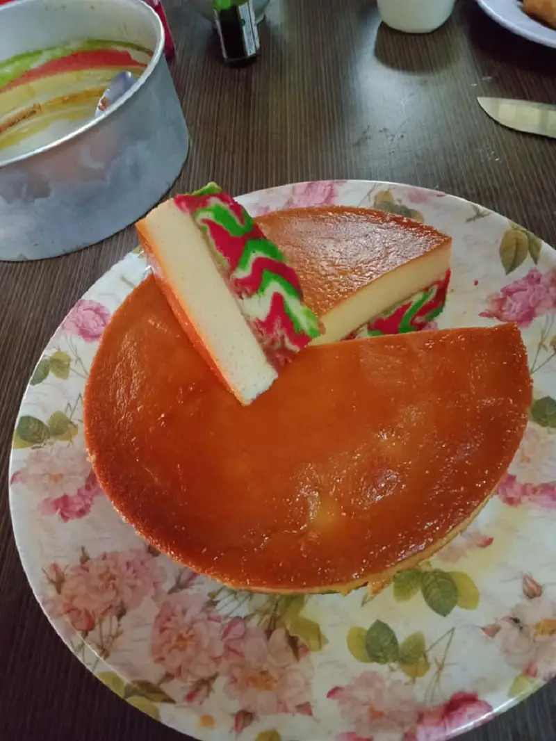 kek karamel pelangi