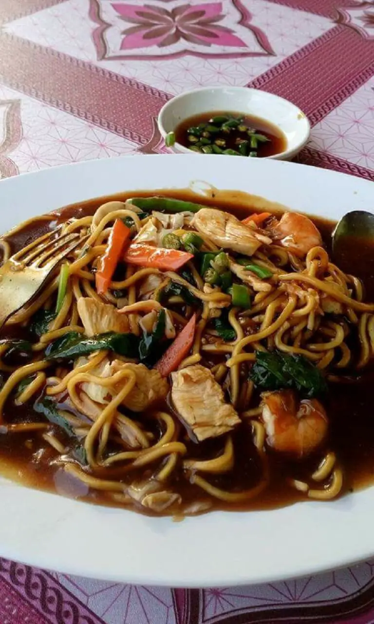 mee-hailam