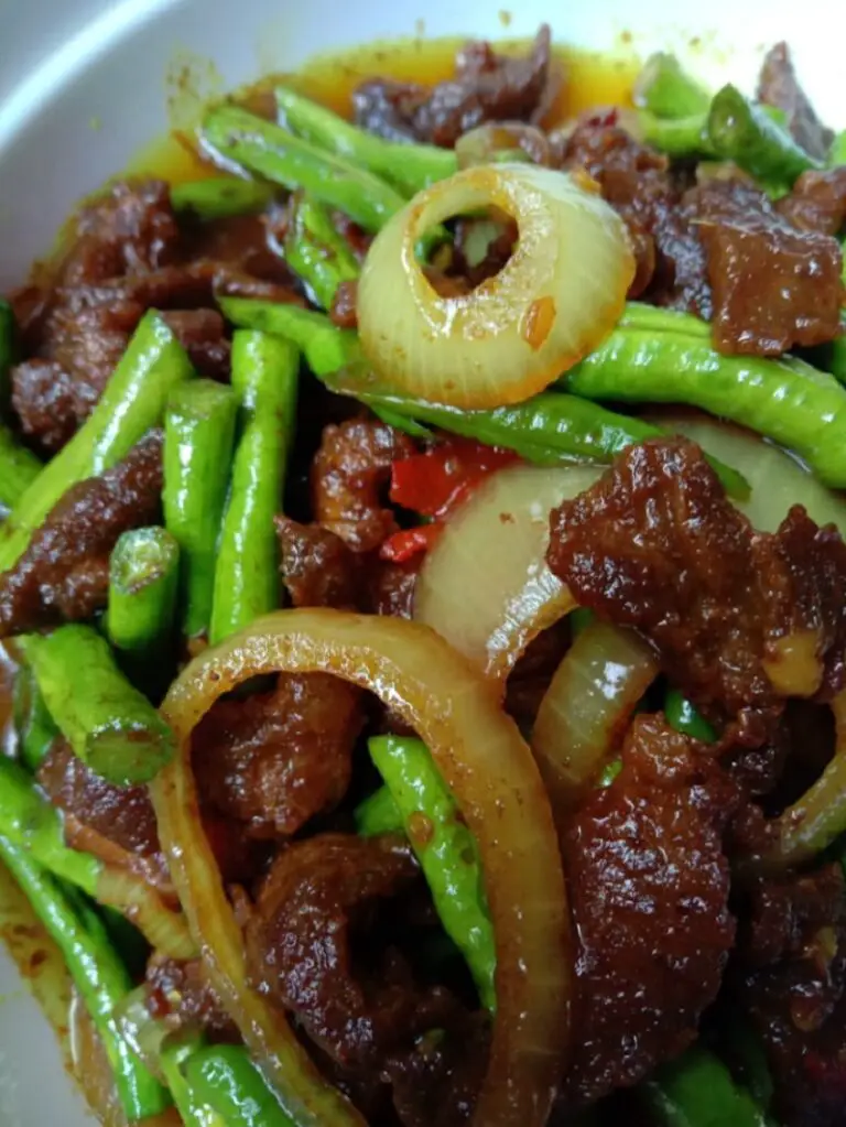 Resepi Daging Goreng Kunyit (Sedap dan Menyelerakan) – Resepi.My