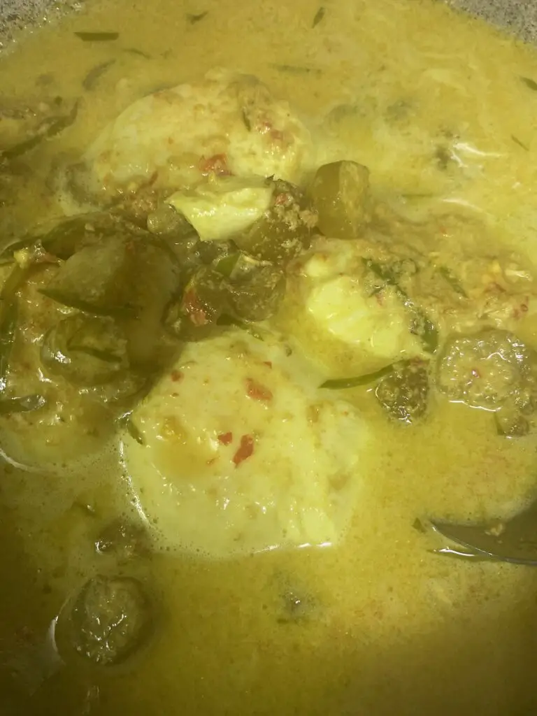 Resepi Lemak Cili Api Telur Itik Dengan Belimbing Buluh Berapi