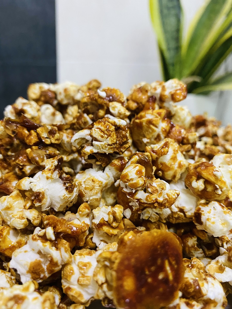 Resepi Homemade Karamel Popcorn Meletup-letup Dalam Mulut 2