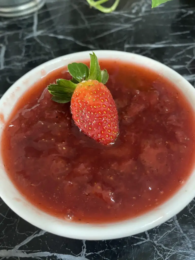 Resepi Strawberi Compote Boleh Guna Untuk Macam-Macam Manisan