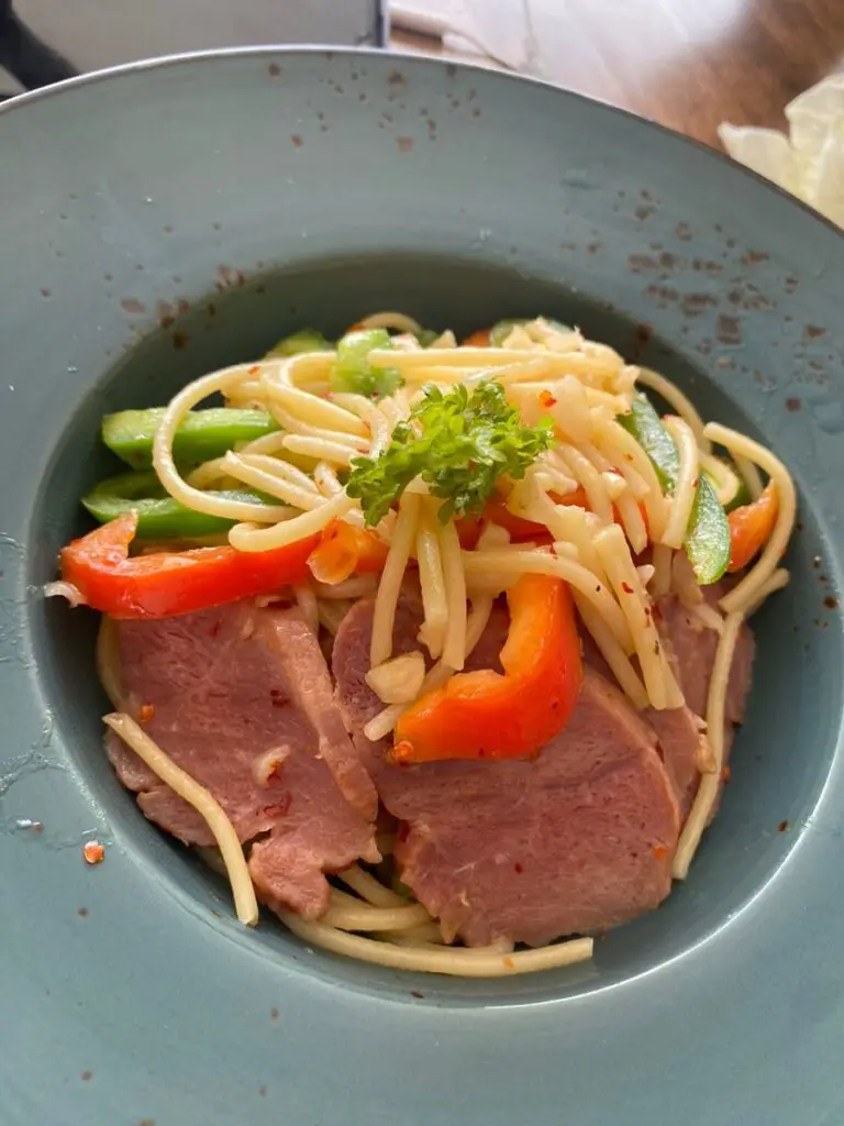 Resepi Spaghetti Roasted Duck Hidangan Mewah Buat Dirumah